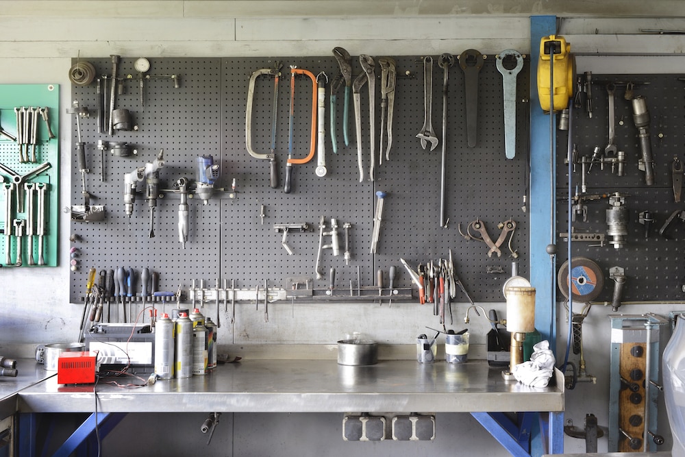 Auto repair shop,Garage workshop toolboard